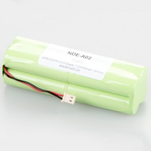 NDE-A02, Funzionamento ad accumulatore interno, autonomia fino a 30 h senza retroilluminazione, tempo di carica ca 10 h